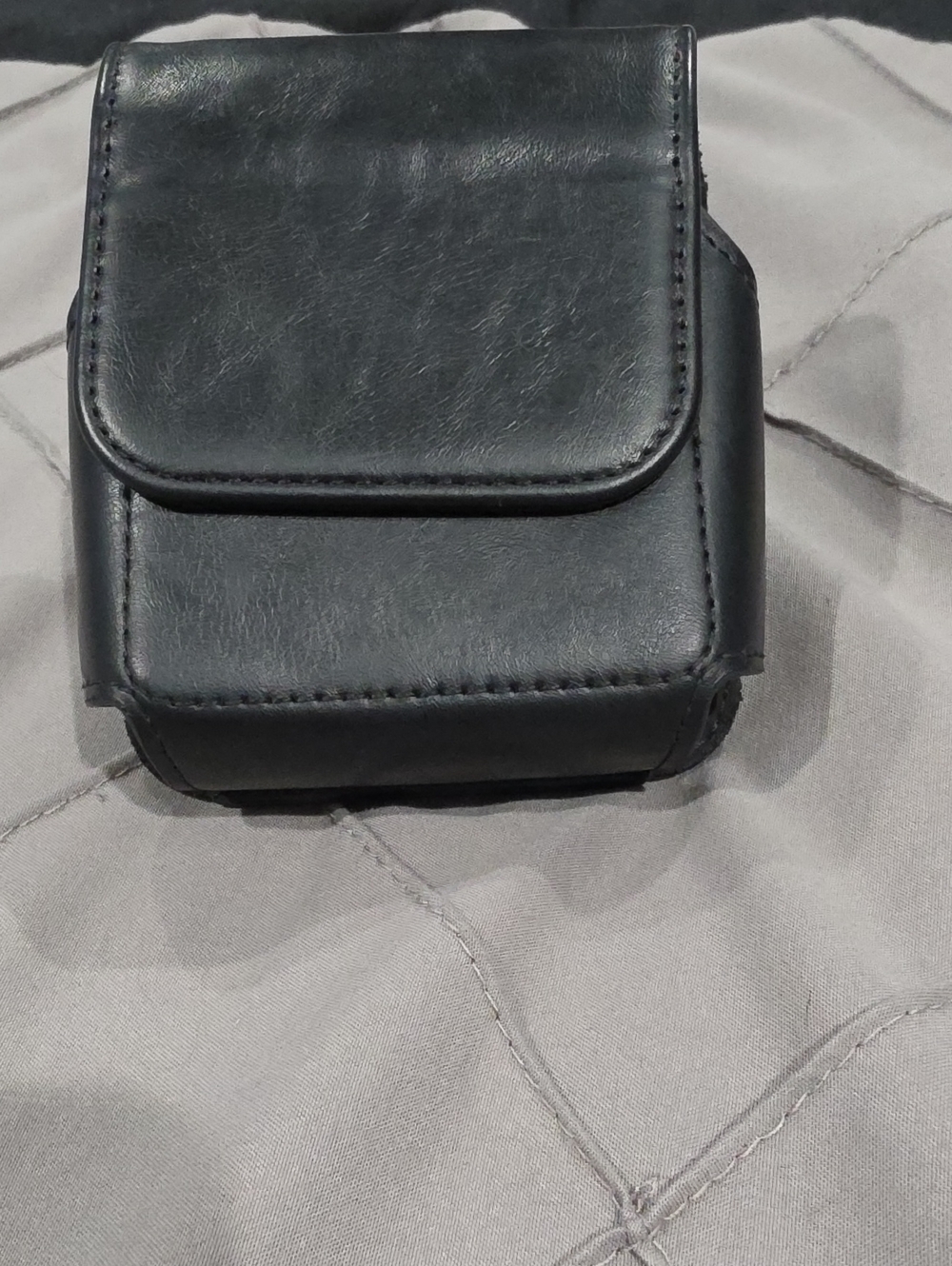 Black Leather Samsung Flip 6 Pouch Case with Magnetic Flap
